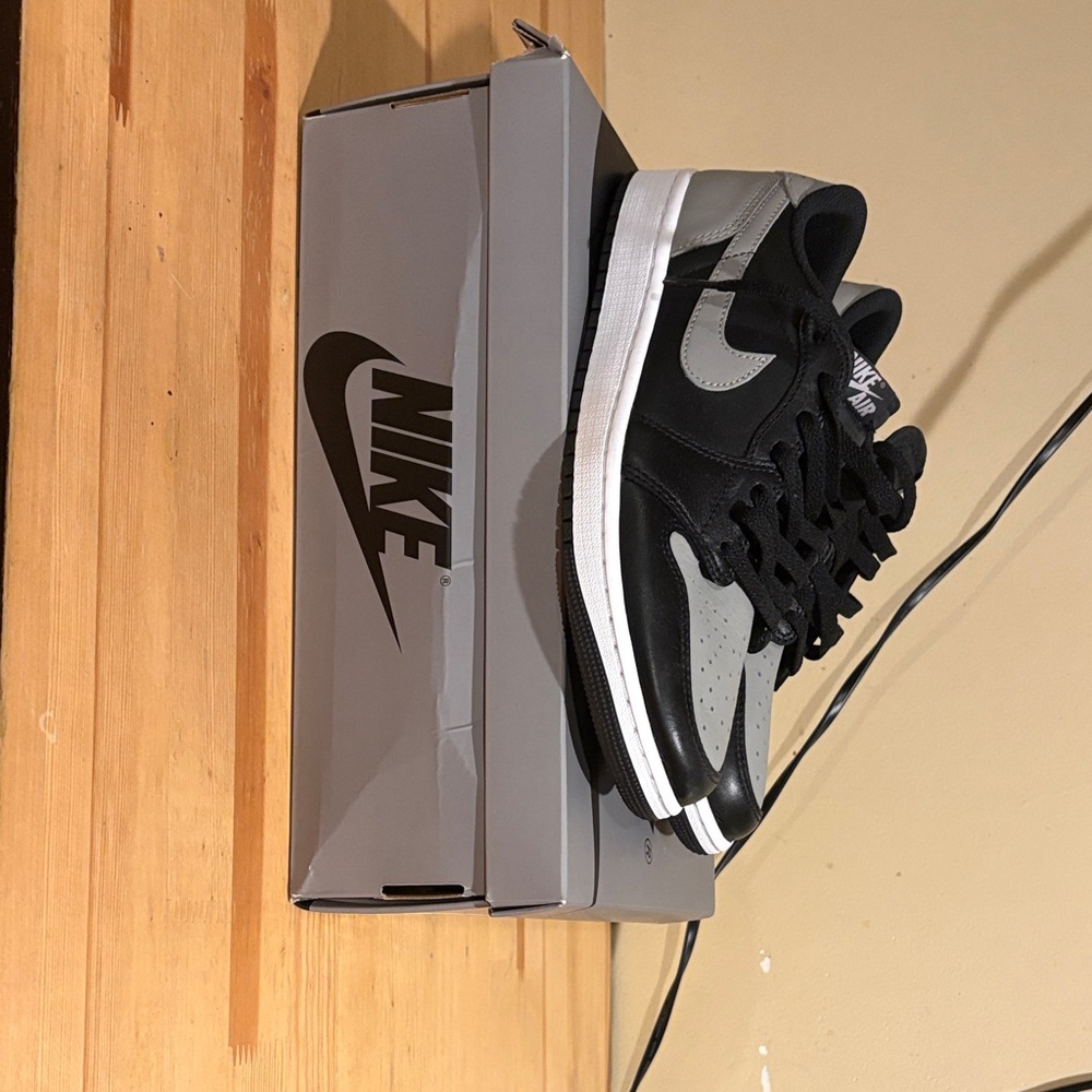 Nike Black and Gray Athletic Shoes